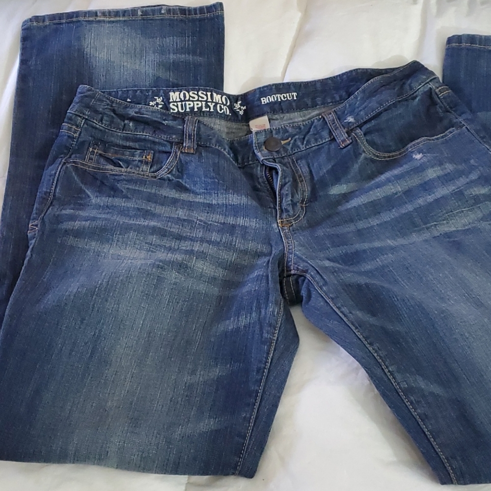 Mossimo bootcut distressed blue jeans